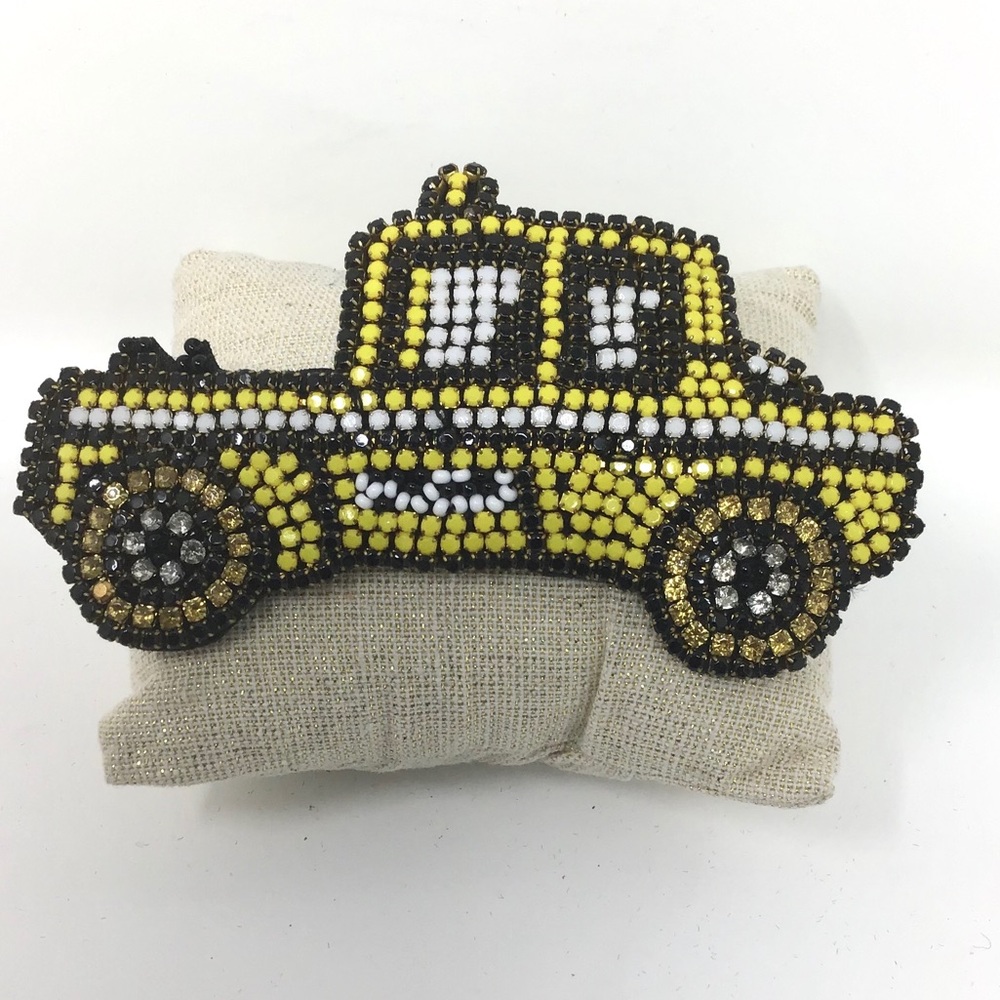 SALE‼️COUTURE BOHO CHIC CRYSTAL & BEADED PIN
